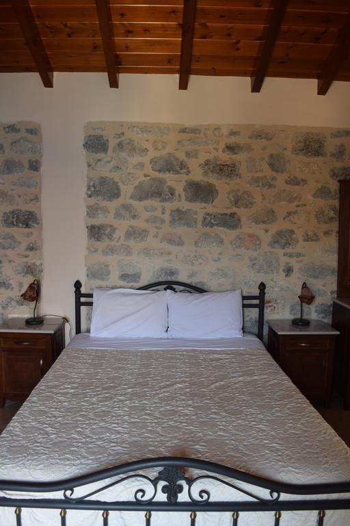 Vasilios Apartments Hotel Liménion Buitenkant foto